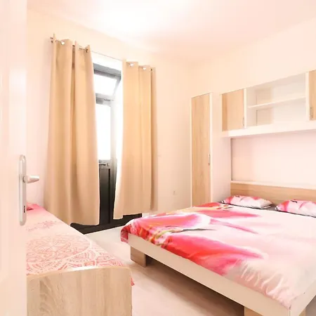 Apartman Mina * Pula